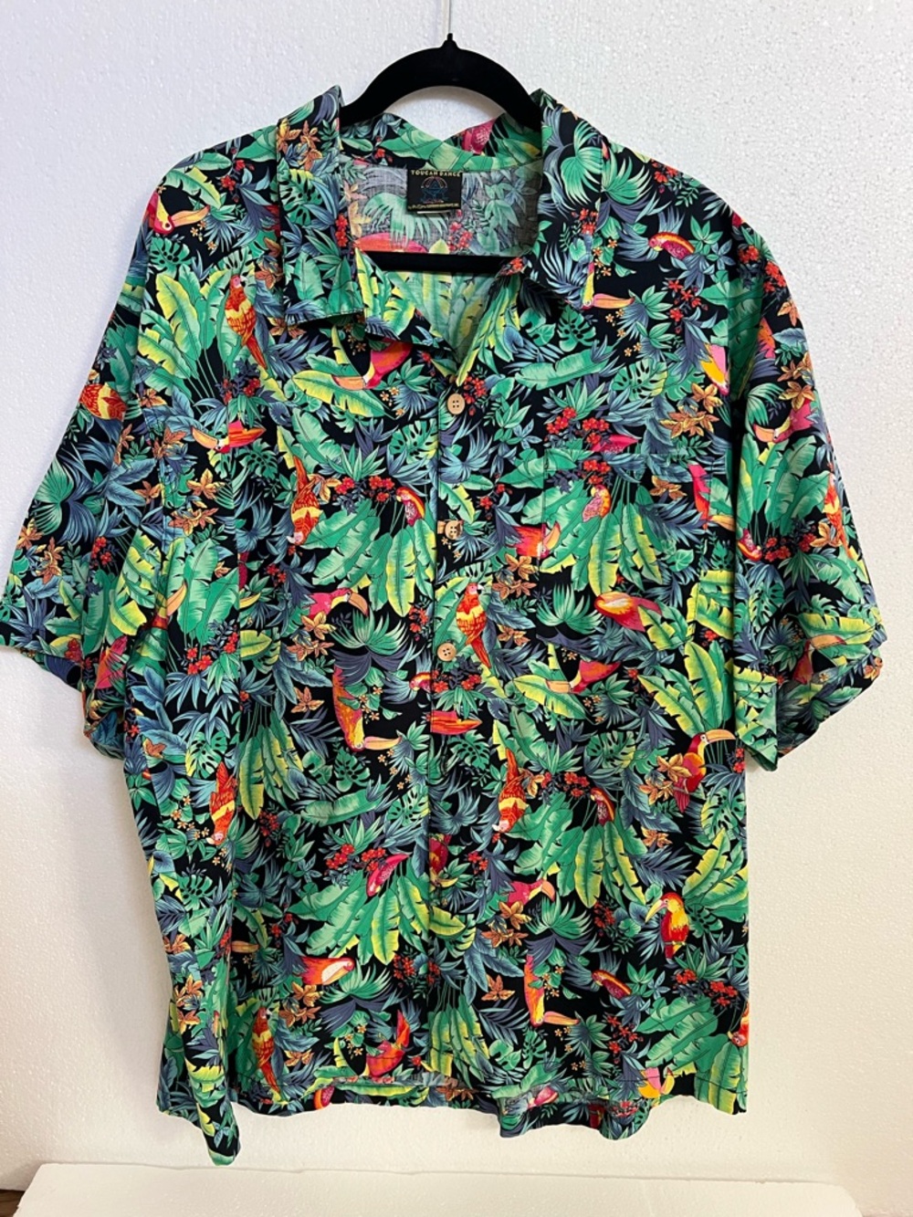 Tropical Toucan Print Short-Sleeve Button-Down Shirt - XL Toucan dance